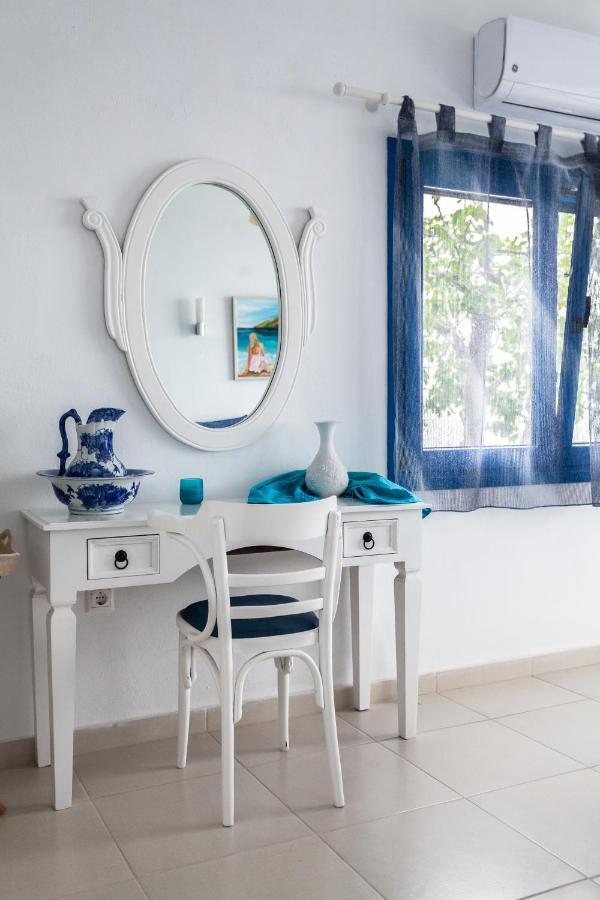 Navy Greece Villa With Swimming Pool & Sea View Makrygialos Exterior photo