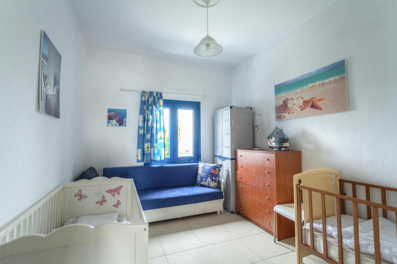 Navy Greece Villa With Swimming Pool & Sea View Makrygialos Exterior photo